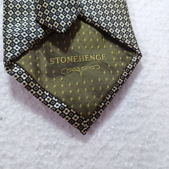 Stonehenge Gold Diamond Geometric Pattern Silk Tie Handmade - Picture 8 of 10